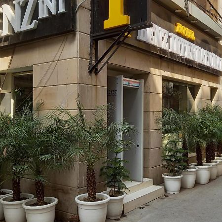 Hotel Benz International デリー エクステリア 写真