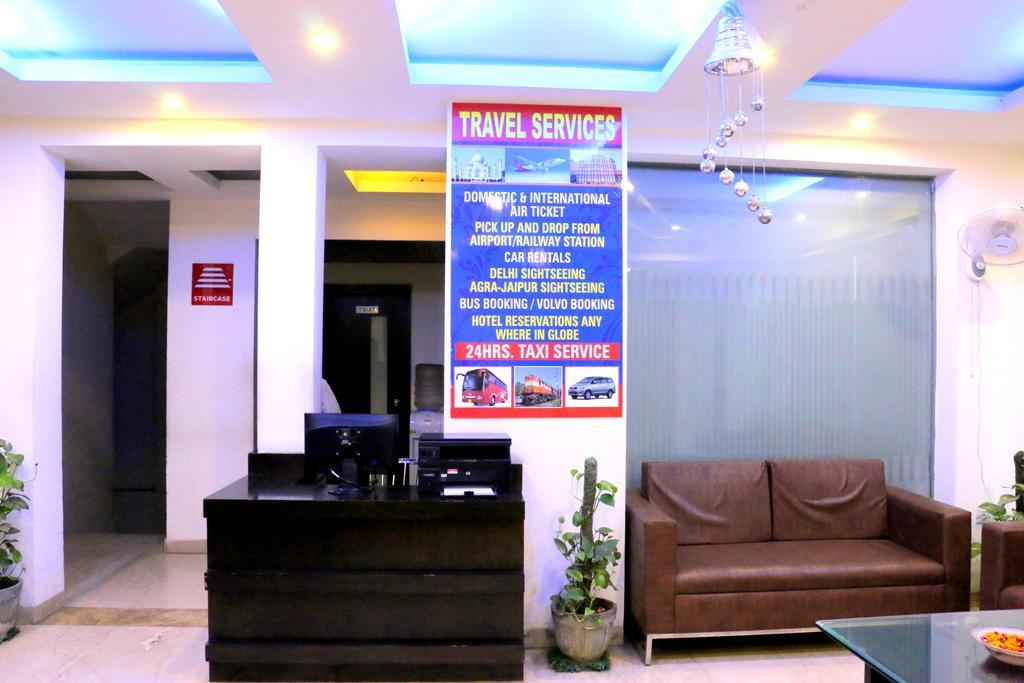 Hotel Benz International デリー エクステリア 写真